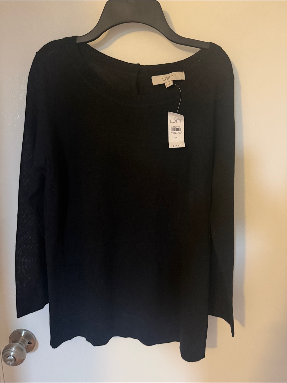 New with tags LOFT Black Lightweight Crewneck Sweater
